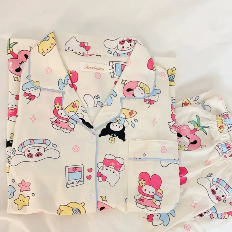 Where to Buy Authentic Hello Kitty Pajamas: Tips for Online Shopping插图