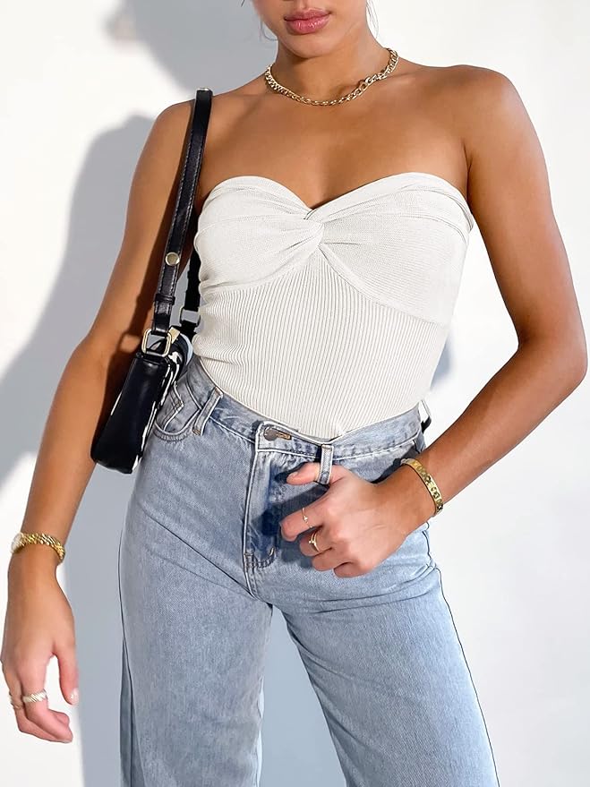 Tube Tops and Denim: A Classic and Chic Combination插图