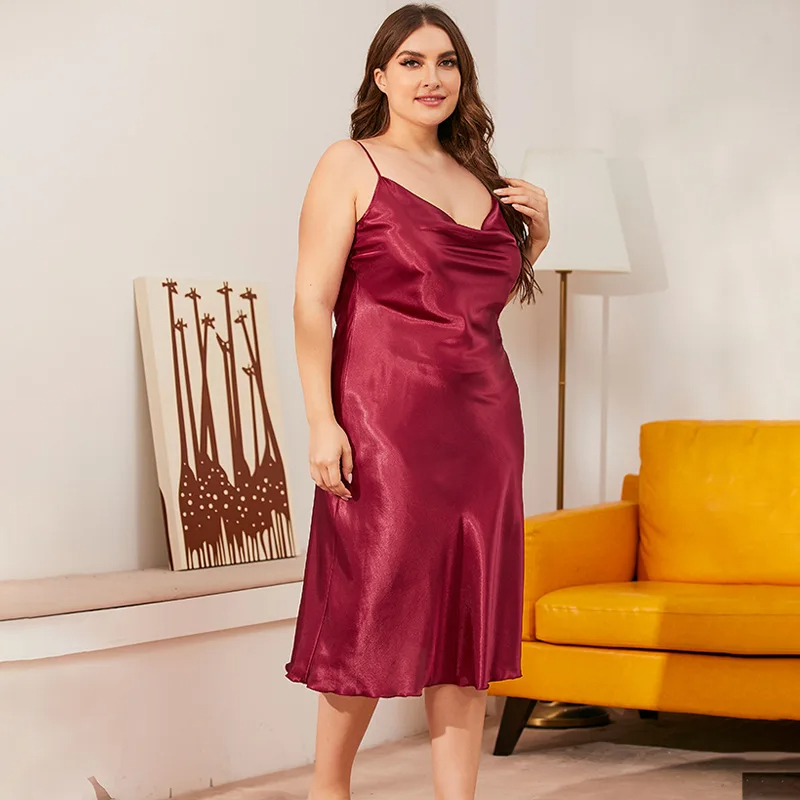 The Beauty of Plus Size Satin Nightgowns插图4