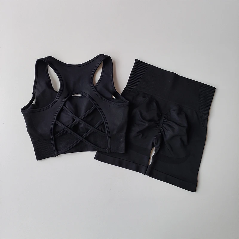 sports bra and leggings set